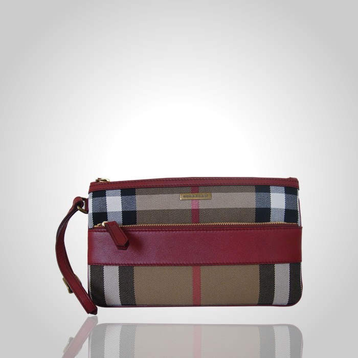 Burberry Vintage House Check Wristlet SBZPA272